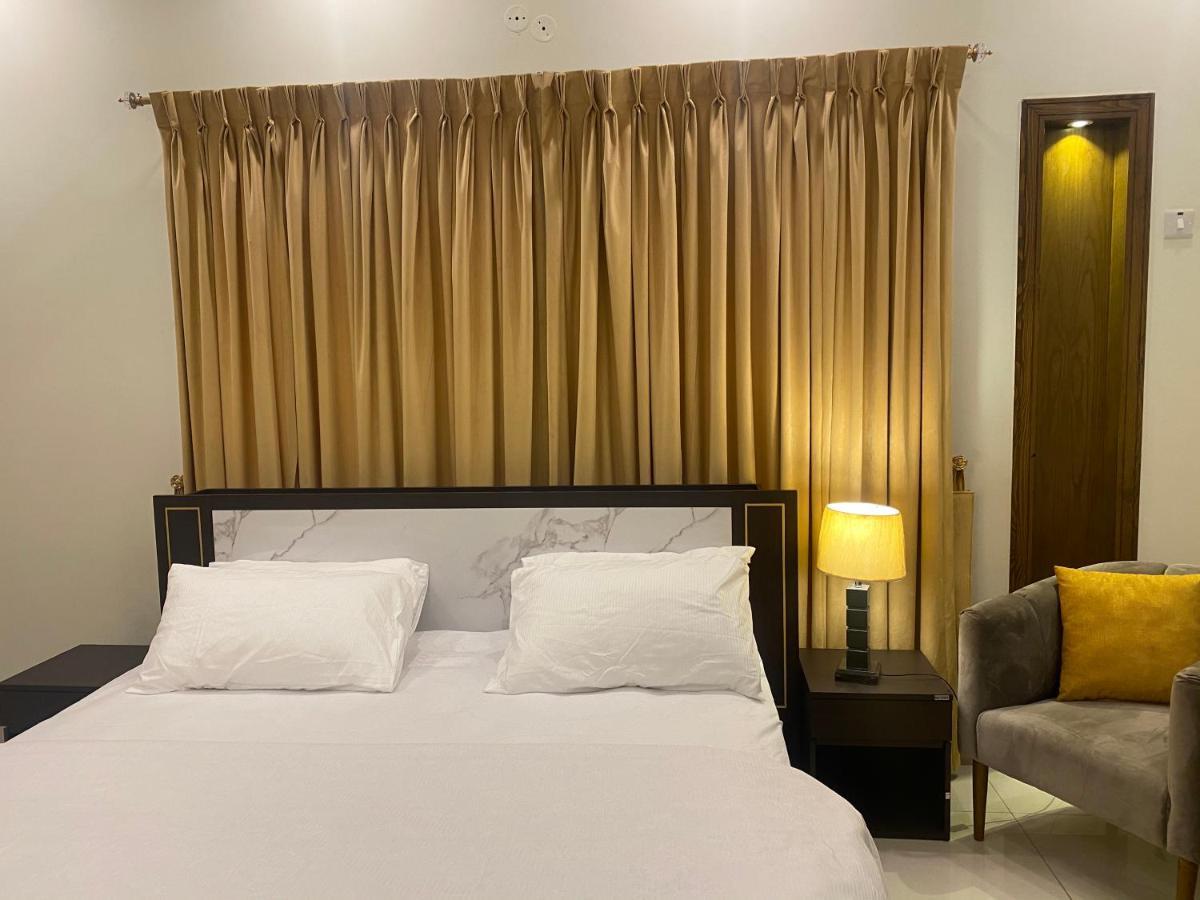 Luxury Guest House In Bahria Town Rawalpindi Exterior foto